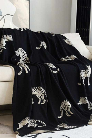 ETA 1/20 - Black and Ivory Cheetah Luxury Blanket