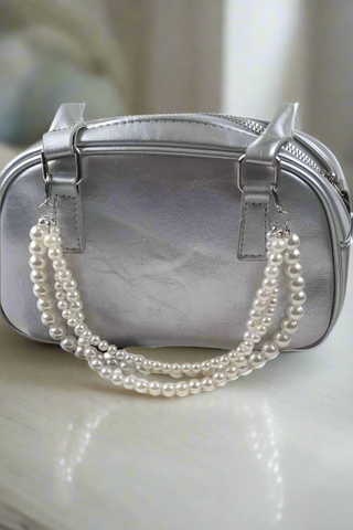 ETA 2/4 - Three Strand Pearl Purse Chain