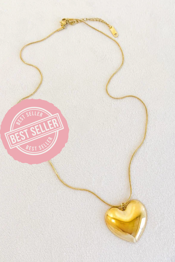 Amelia Gold Heart Pendant Necklace