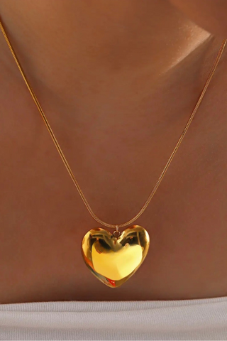 Amelia Gold Heart Pendant Necklace