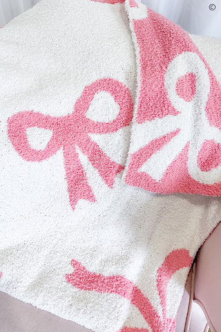 ETA 9/25 - Pink and White Bow Luxury Blanket