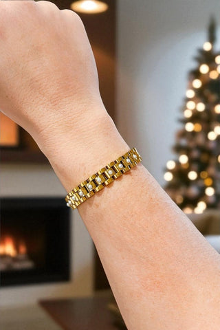 Sarah Gold Pearl Watch Style Bracelet